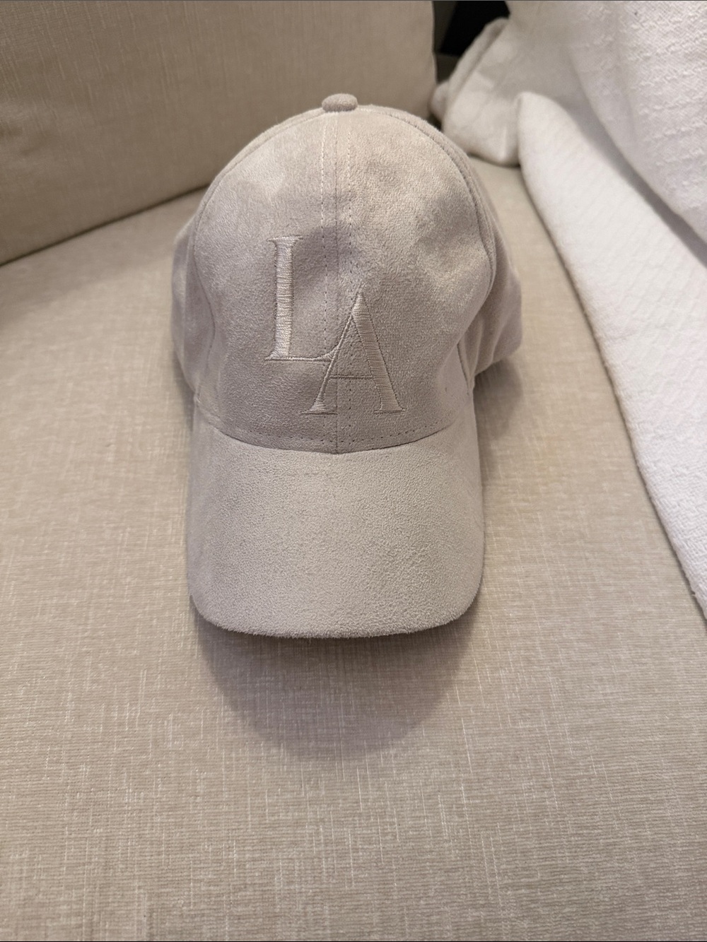 LA Embossed Suede Baseball Cap - Light Tan